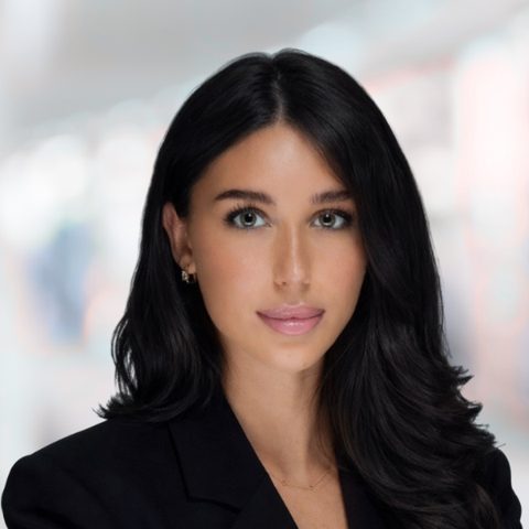 Alayna Izen